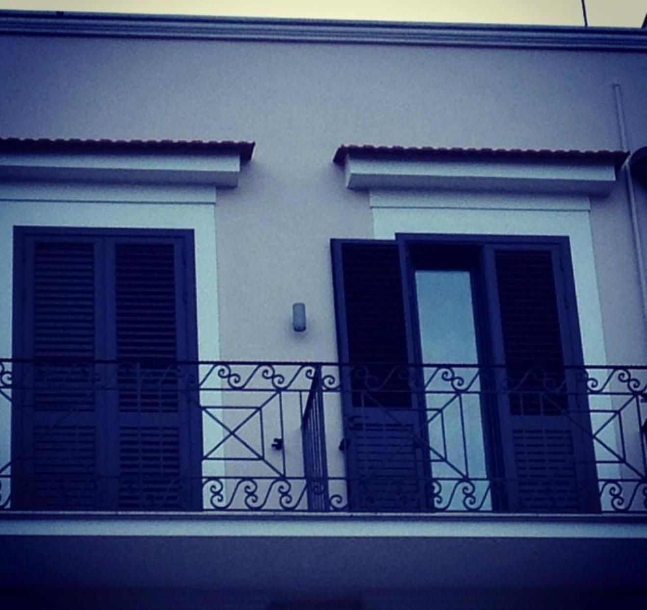 Bed And Breakfast Charming House Barletta Buitenkant foto