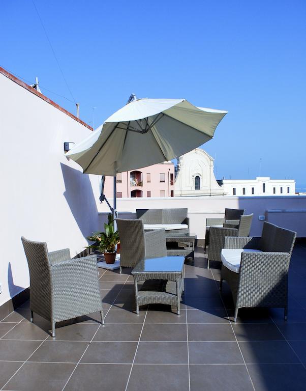 Bed And Breakfast Charming House Barletta Buitenkant foto