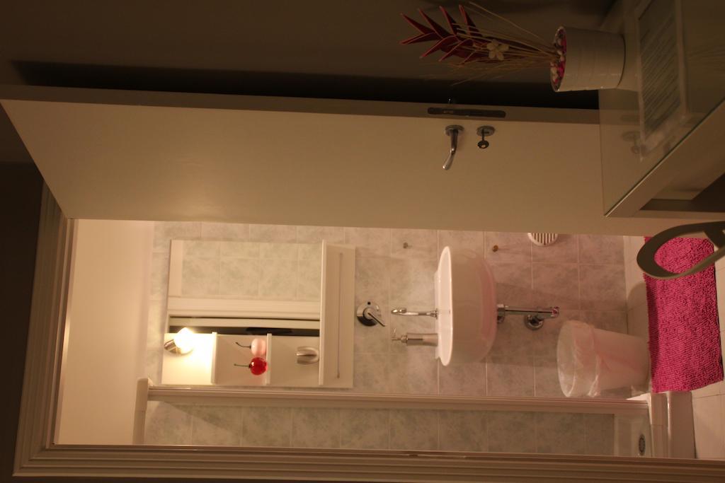 Bed And Breakfast Charming House Barletta Buitenkant foto